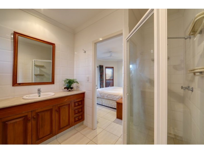 210 Shelley, Burnett Heads QLD 4670