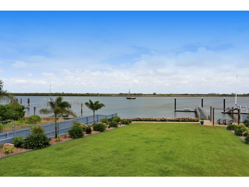56 Corser Street, Burnett Heads QLD 4670