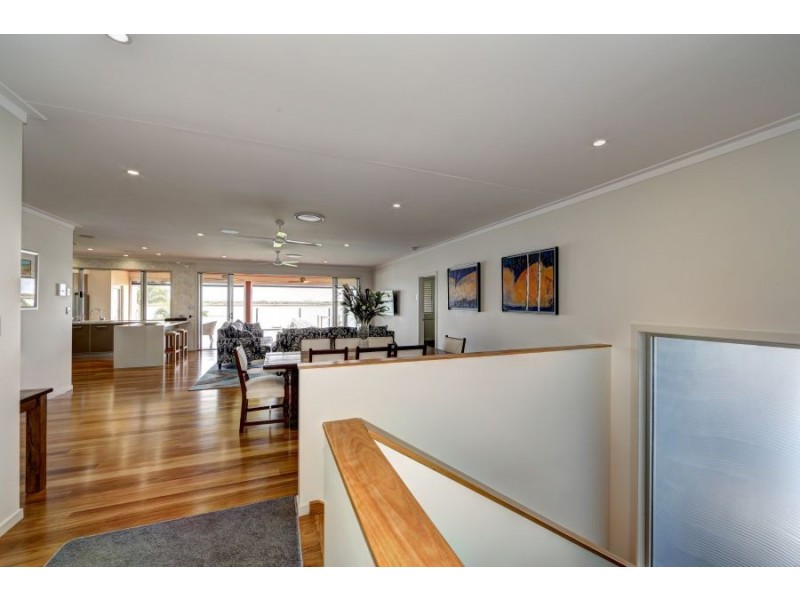 56 Corser Street, Burnett Heads QLD 4670