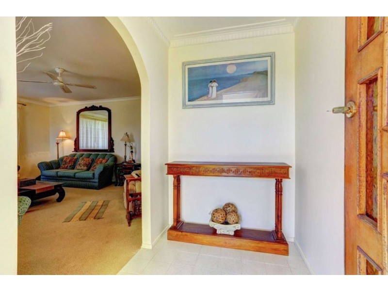 53 Hunter Street, Burnett Heads QLD 4670