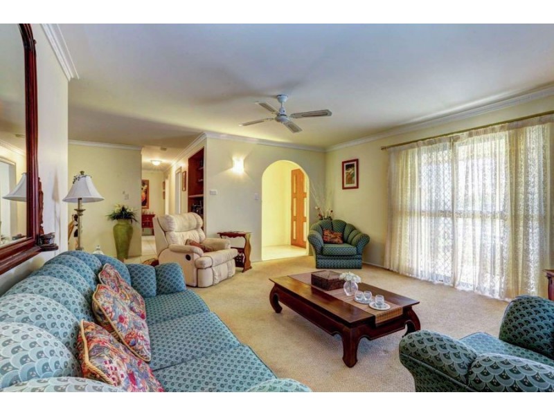 53 Hunter Street, Burnett Heads QLD 4670