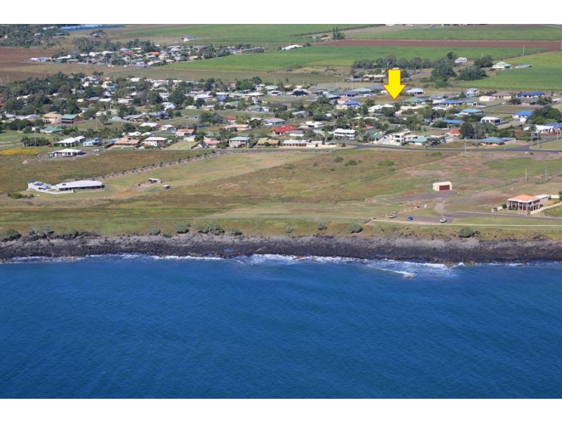 31 Cove Street, Burnett Heads QLD 4670