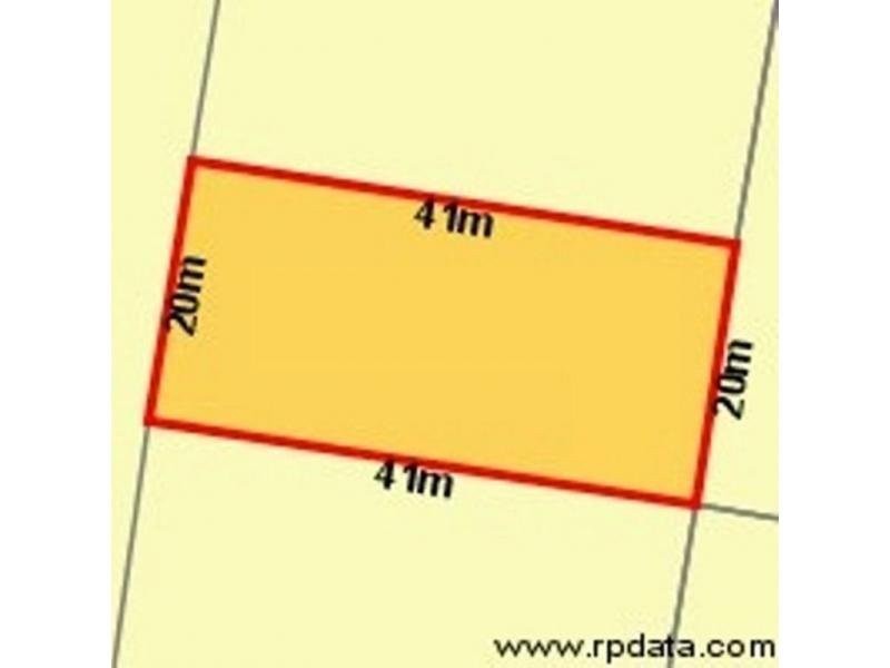 4 Hicks Street, Burnett Heads QLD 4670