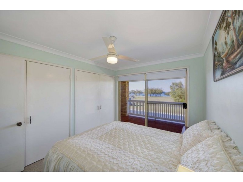 50 Hunter Street, Burnett Heads QLD 4670