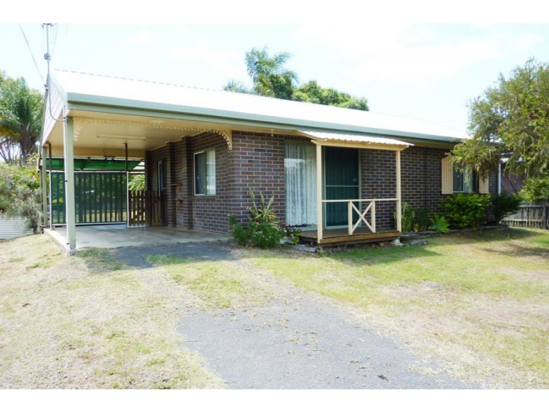 56 Ocean Street, Burnett Heads QLD 4670