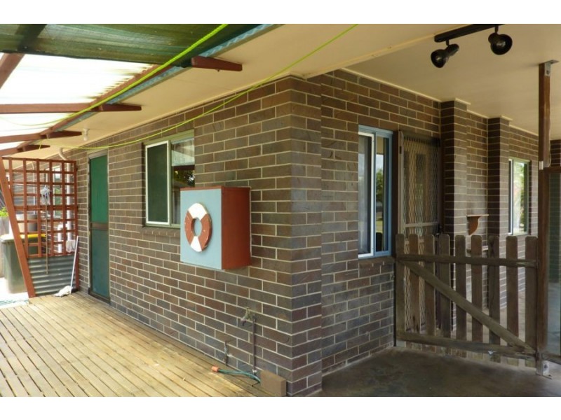 56 Ocean Street, Burnett Heads QLD 4670