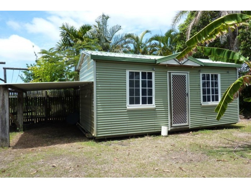 56 Ocean Street, Burnett Heads QLD 4670