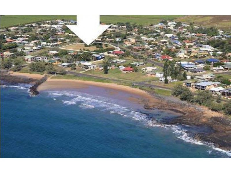 26 Milton Street, Burnett Heads QLD 4670