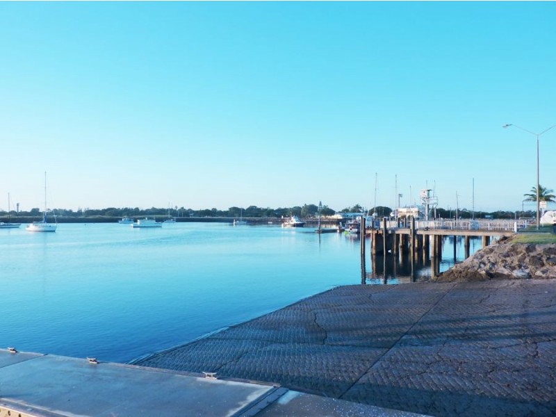 26 Milton Street, Burnett Heads QLD 4670