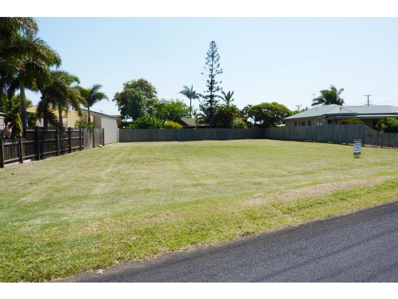 89 Shelley Street, Burnett Heads QLD 4670