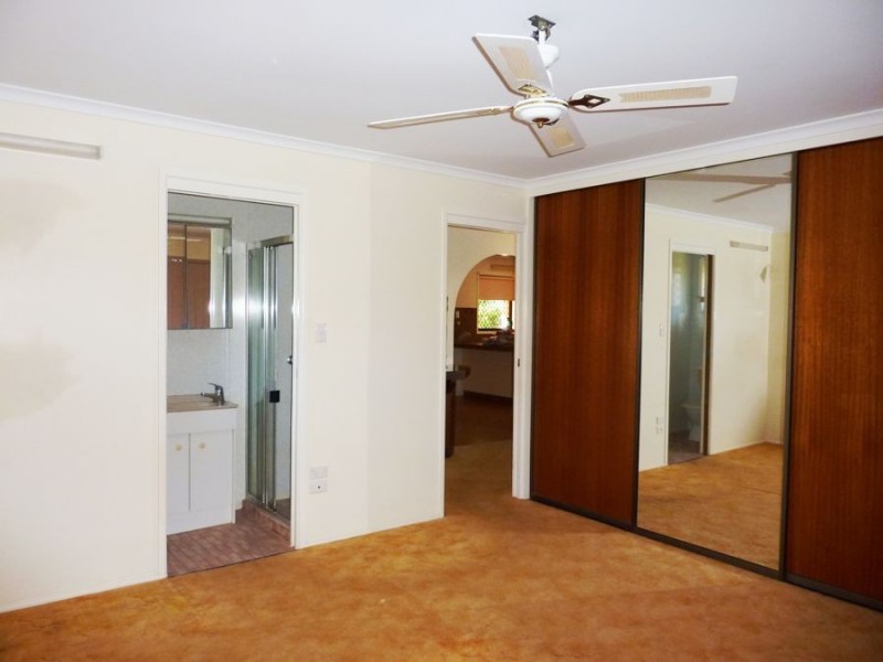 14 Campbell Street, Burnett Heads QLD 4670