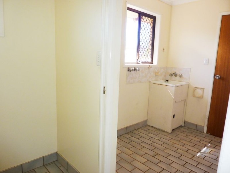 14 Campbell Street, Burnett Heads QLD 4670