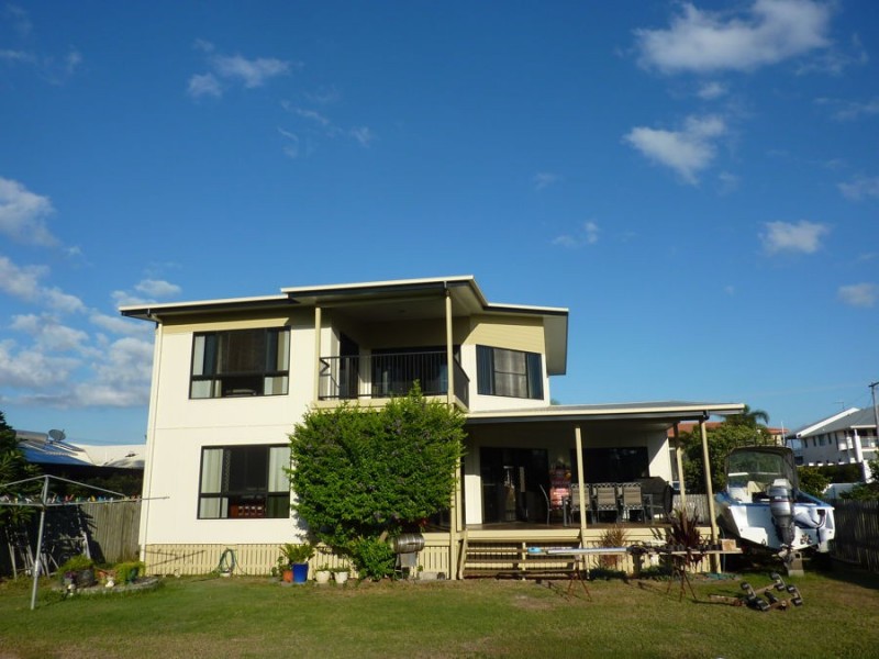 54 Hunter Street, Burnett Heads QLD 4670