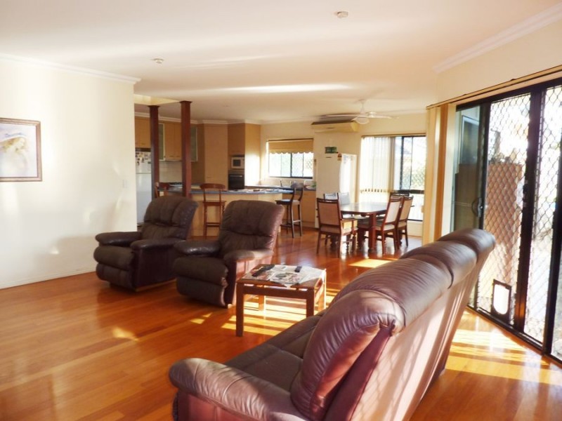 54 Hunter Street, Burnett Heads QLD 4670
