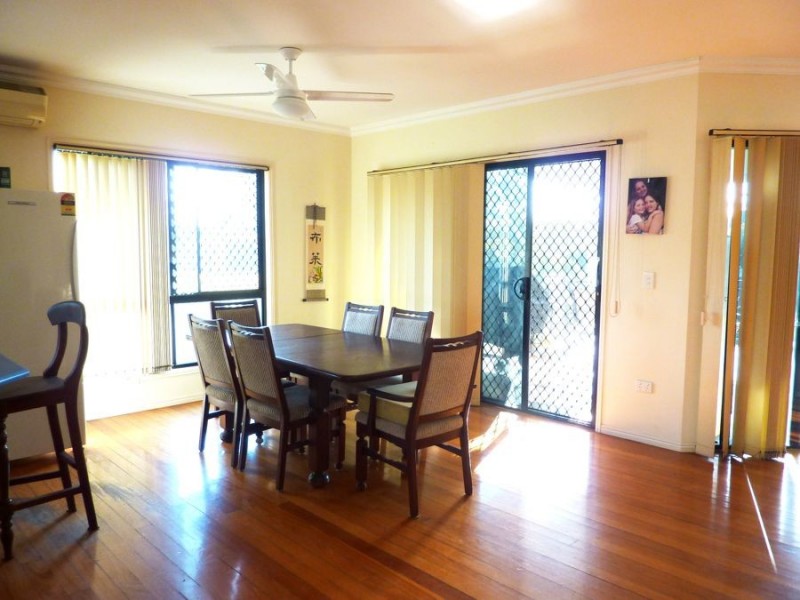 54 Hunter Street, Burnett Heads QLD 4670