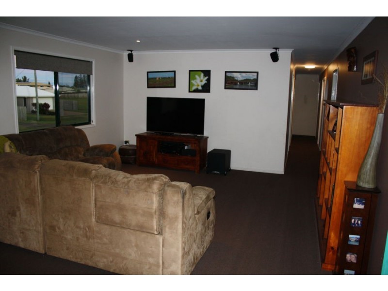 7 McKenzie Street, Burnett Heads QLD 4670