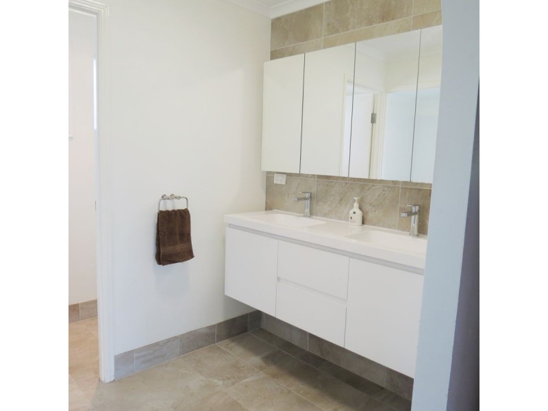 7 McKenzie Street, Burnett Heads QLD 4670