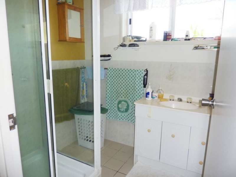 33 Shell Street, Burnett Heads QLD 4670