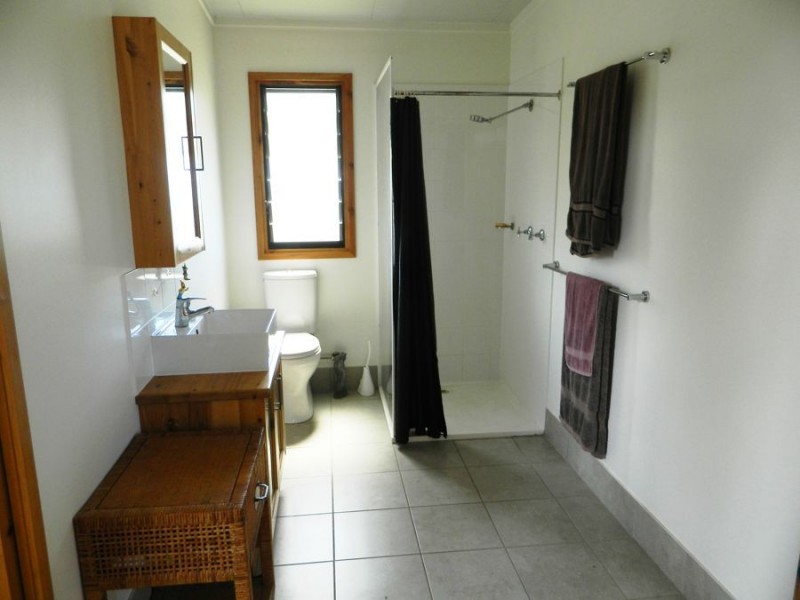 42 Moffatt Street, Burnett Heads QLD 4670