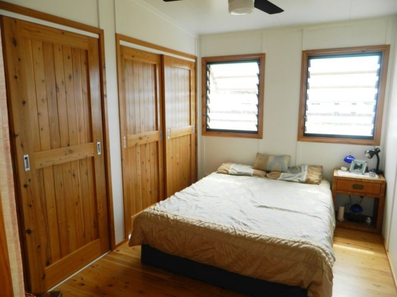 42 Moffatt Street, Burnett Heads QLD 4670