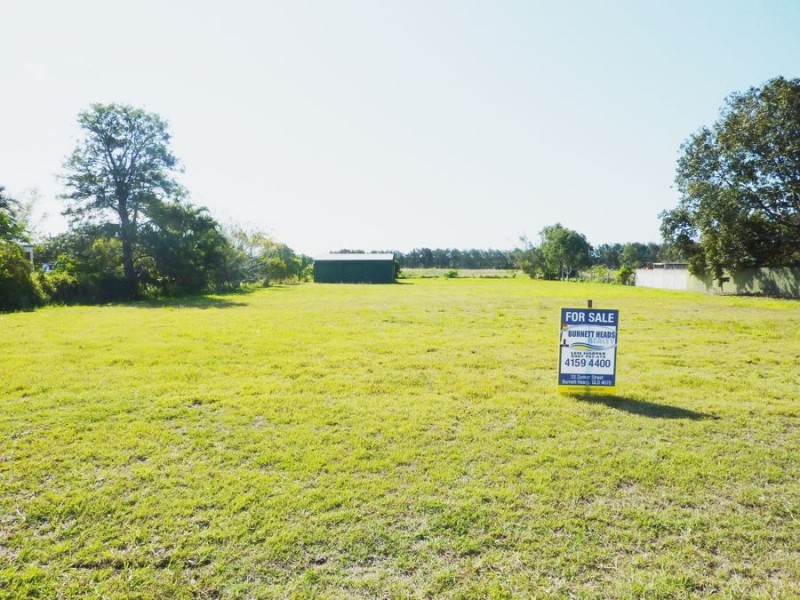 66 Rowlands Road, Burnett Heads QLD 4670