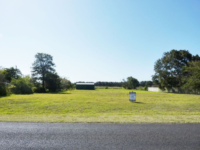 66 Rowlands Road, Burnett Heads QLD 4670