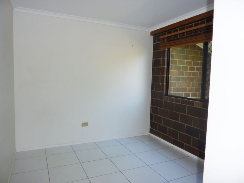 3 Byron Street, Burnett Heads QLD 4670