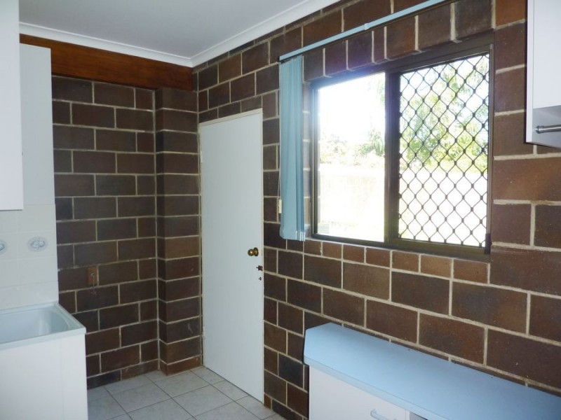 3 Byron Street, Burnett Heads QLD 4670