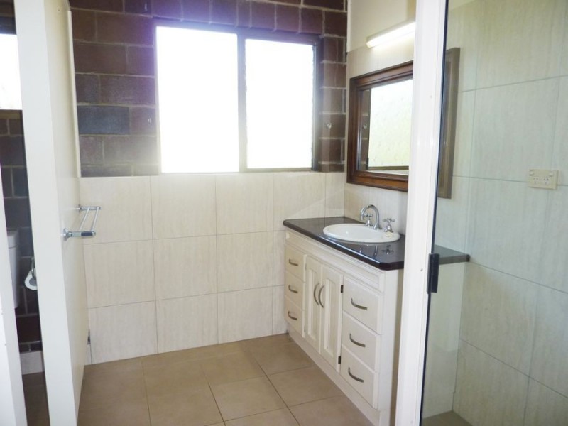 3 Byron Street, Burnett Heads QLD 4670