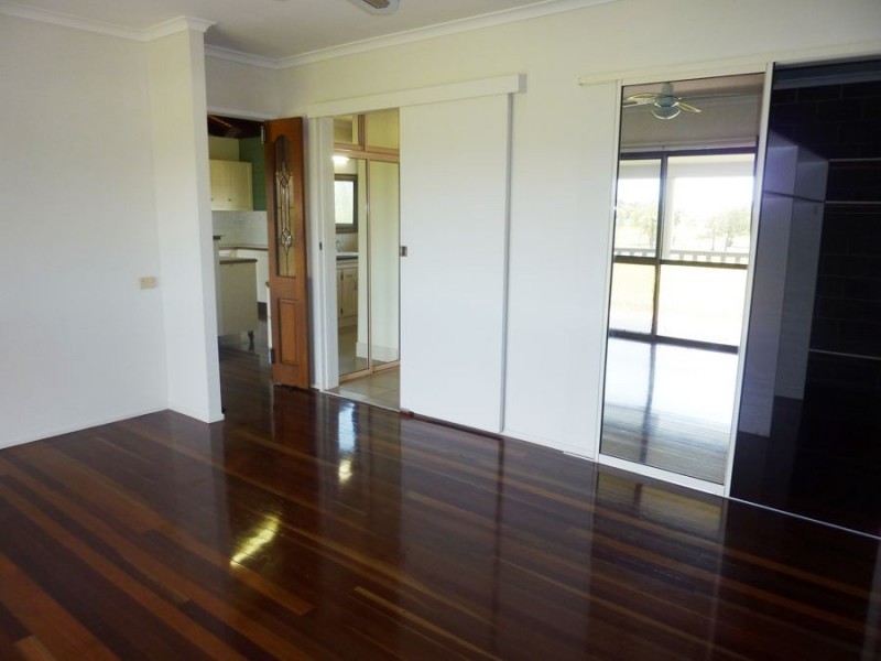 3 Byron Street, Burnett Heads QLD 4670