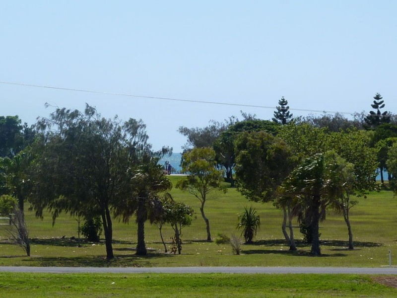 3 Byron Street, Burnett Heads QLD 4670