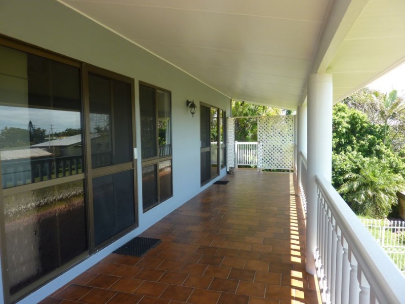 3 Byron Street, Burnett Heads QLD 4670