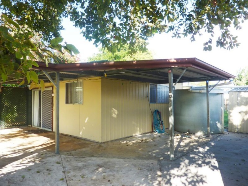 61 Burnett Heads Road, Burnett Heads QLD 4670