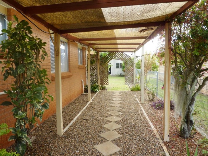 61 Burnett Heads Road, Burnett Heads QLD 4670