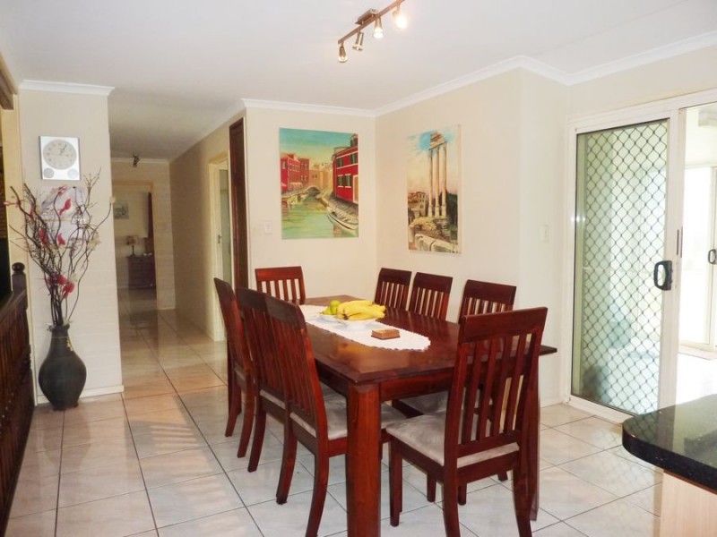7 McGowan Street, Burnett Heads QLD 4670