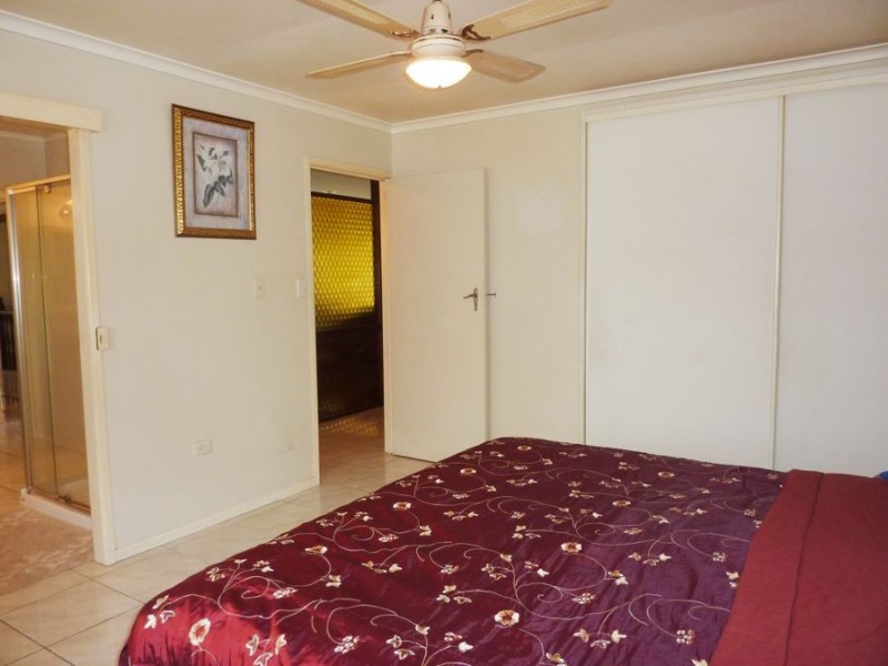 7 McGowan Street, Burnett Heads QLD 4670