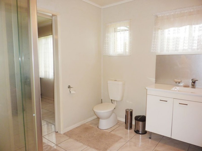 7 McGowan Street, Burnett Heads QLD 4670