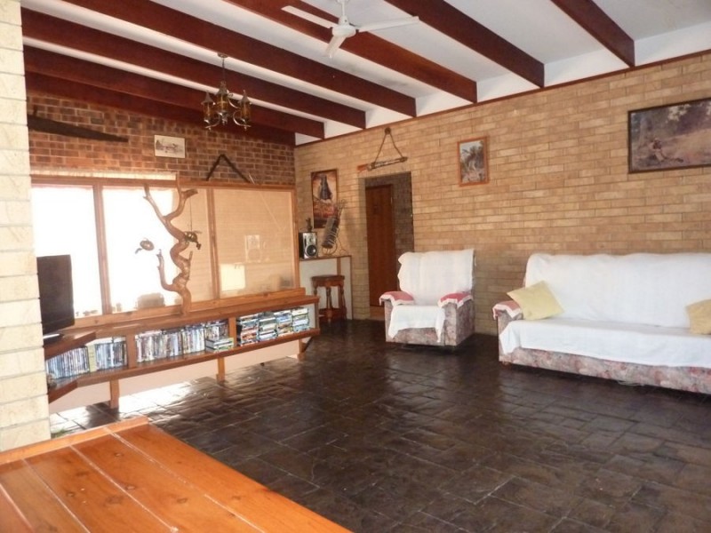 5 Aldridge Street, Burnett Heads QLD 4670