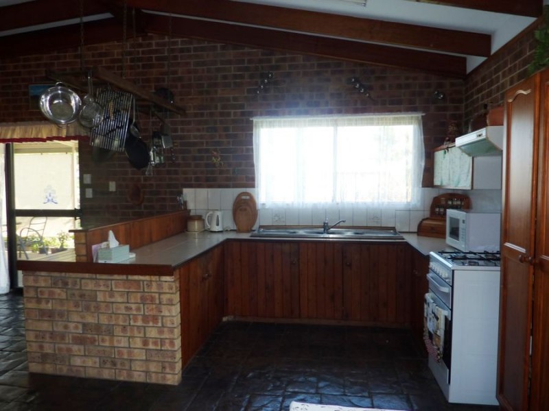 5 Aldridge Street, Burnett Heads QLD 4670