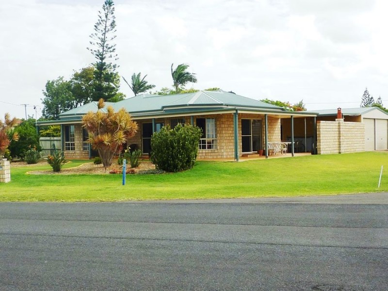 87 Shelley Street, Burnett Heads QLD 4670