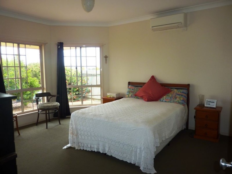 87 Shelley Street, Burnett Heads QLD 4670