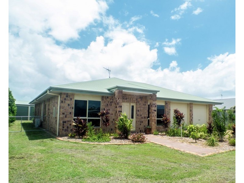 42 Gibsons Road, Burnett Heads QLD 4670