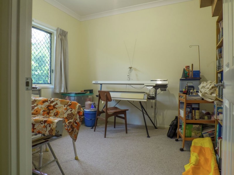 42 Gibsons Road, Burnett Heads QLD 4670