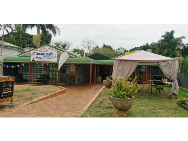 1/33 Zunker Street, Burnett Heads QLD 4670