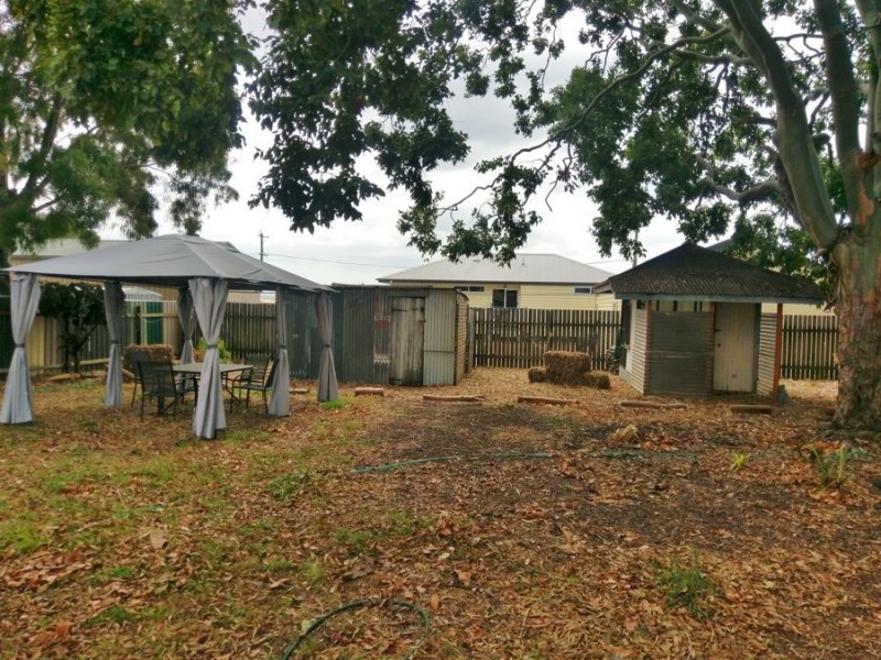 35 Doctor Street, Burnett Heads QLD 4670