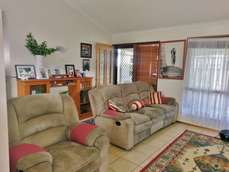 74 Burnett Heads Road, Burnett Heads QLD 4670