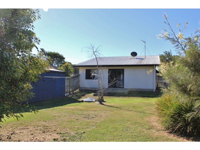 6 Baldry Street, Burnett Heads QLD 4670