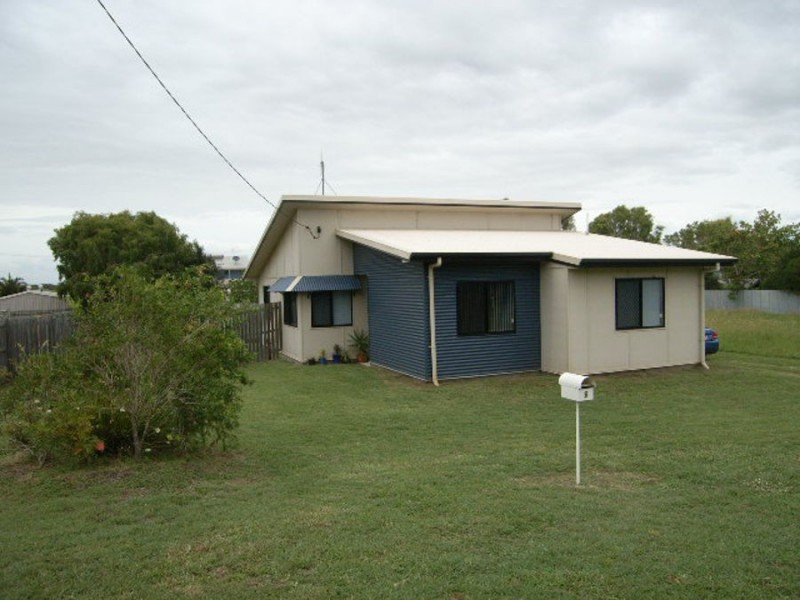 6 Baldry Street, Burnett Heads QLD 4670