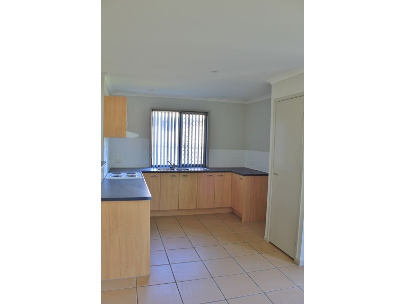 6 Baldry Street, Burnett Heads QLD 4670