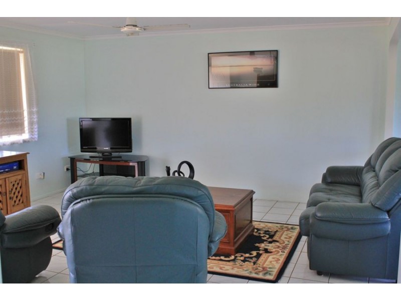 21 Scott street, Burnett Heads QLD 4670